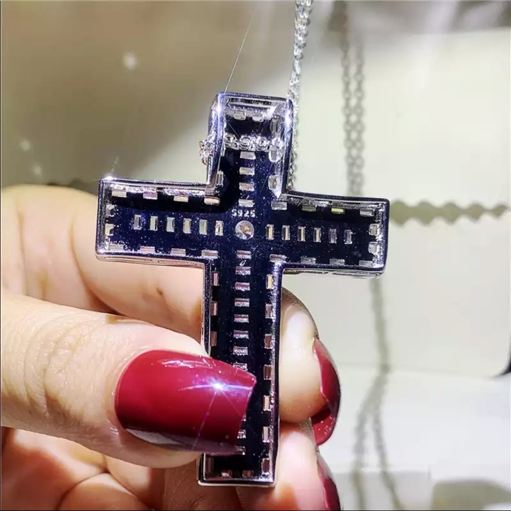 New Men Women 925 Silver Cross Diamond Necklace - Picture 9 of 10